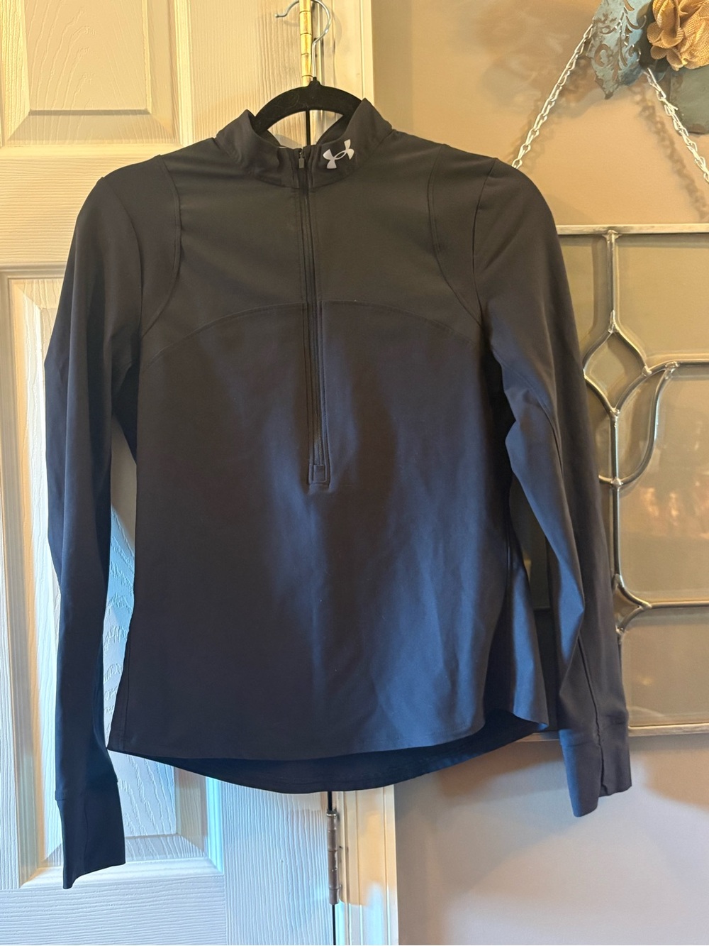 Under Armour UA Run Fitted Half Zip Pullover Women’s Small Black Reflective